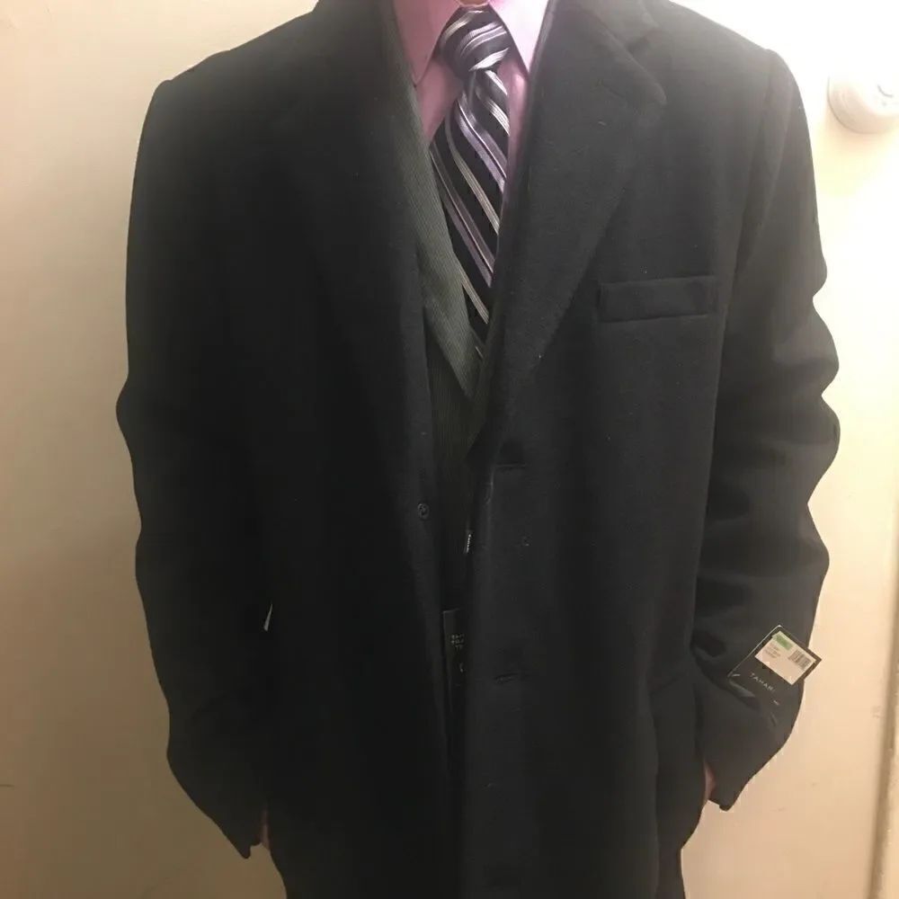 Tahari wool blend coat/NEW  